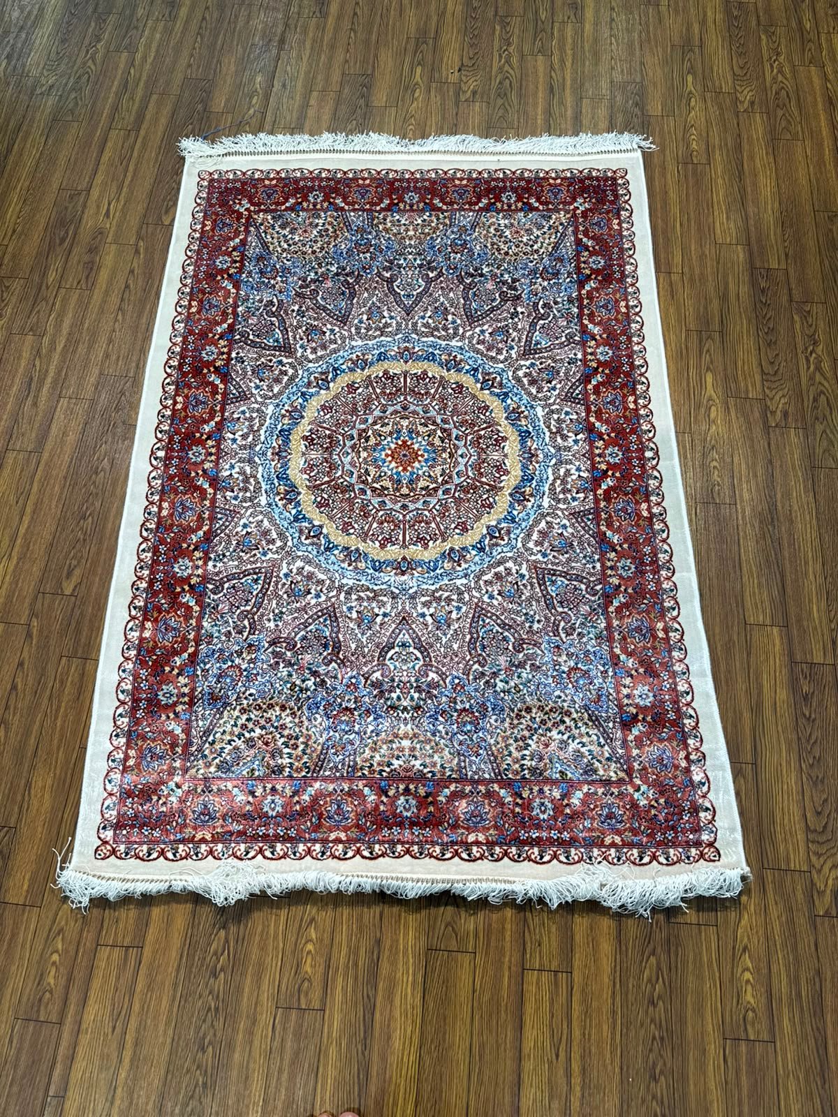 2.5x5 Persian Semi Handmade Fine Silk Rug (45)